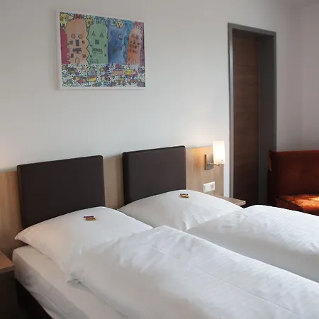 Euro Hotel