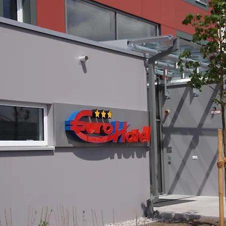 Euro Friedberg Hotel 4*